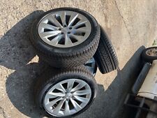 Tesla model x rims and tires   picture