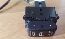 Nissan Micra K12 central locking switch with plug picture