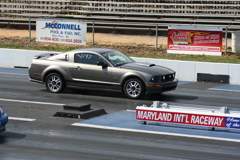 2005 Ford mustang gt quarter mile #2