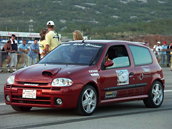  2000 Renault Clio 2.0 sport