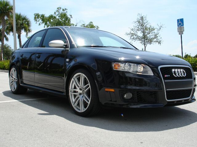 2007  Audi RS-4 4.2 FSI picture, mods, upgrades
