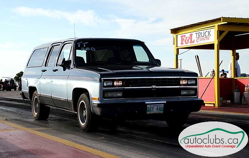 1990  Chevrolet Suburban SLE picture, mods, upgrades