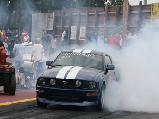 2006  Ford Mustang GT Zex Nitrous picture, mods, upgrades