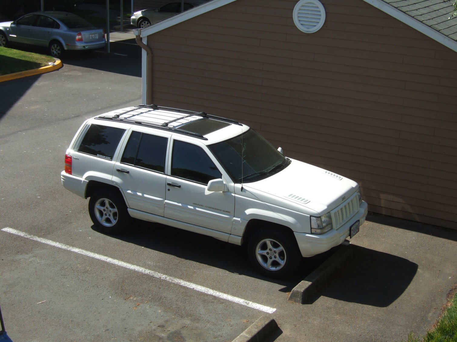 1998  Jeep Grand Cherokee 5.9 Liter picture, mods, upgrades