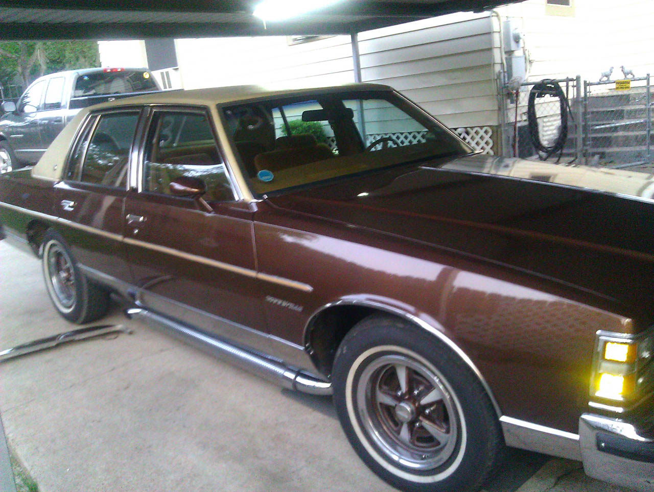 1979 Heritage Brown Pontiac Bonneville  picture, mods, upgrades