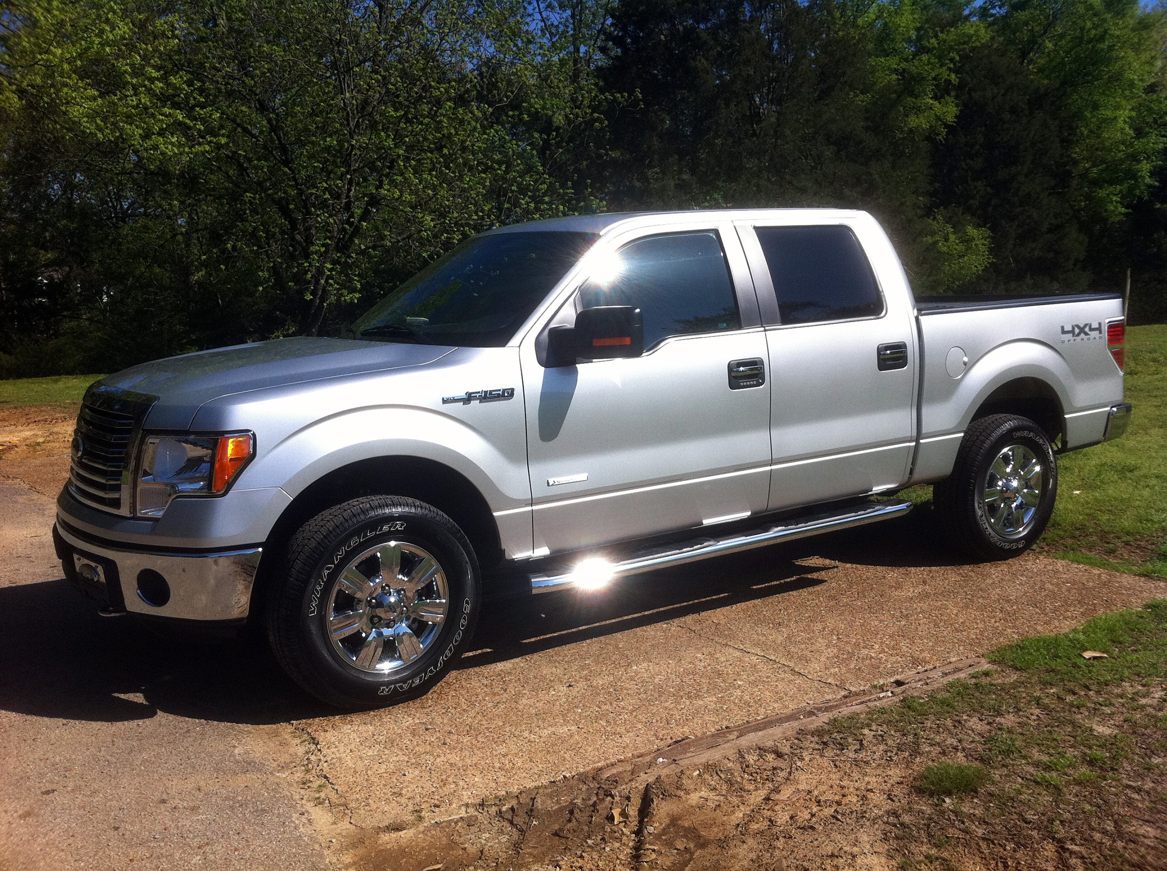 2011  Ford F150 XLT Crewcab 4x4 picture, mods, upgrades