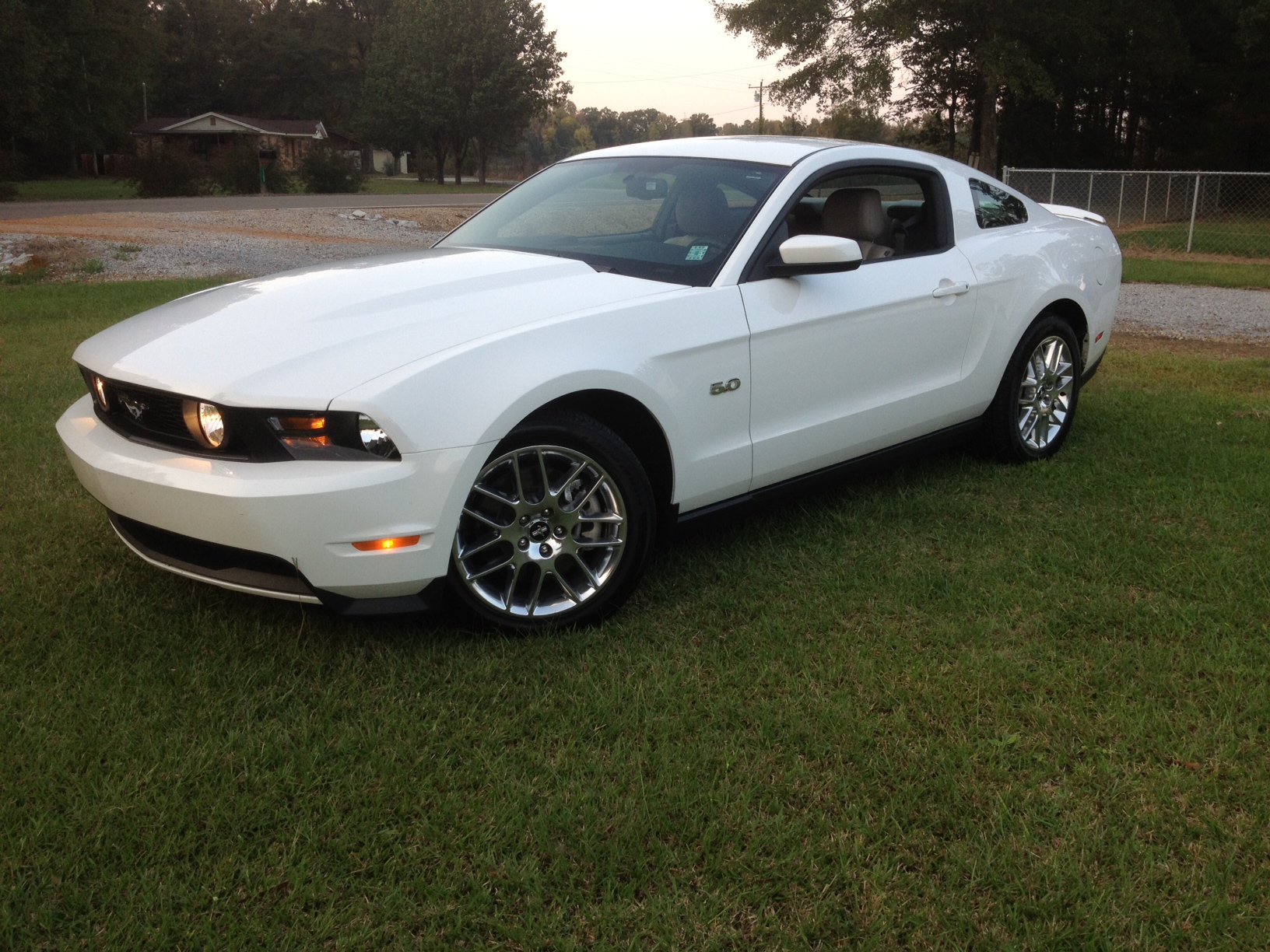 white 2012 Ford Mustang gt