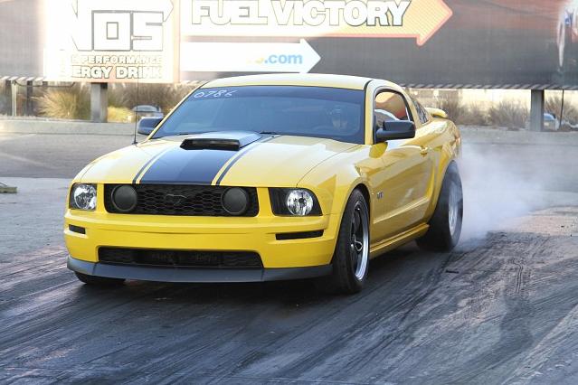Screaming Yellow 2005 Ford Mustang GT
