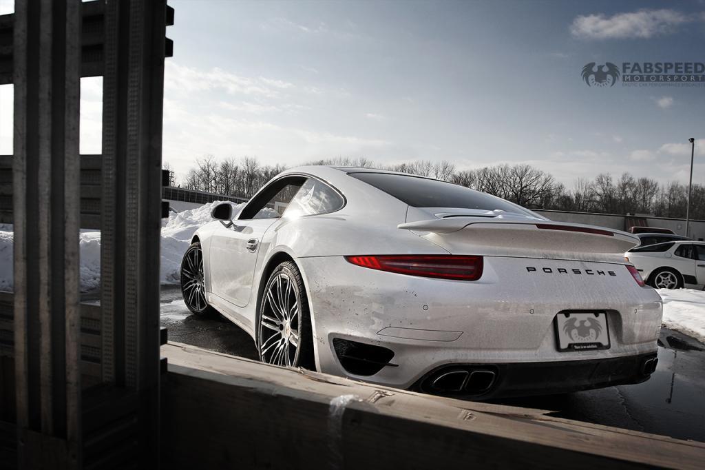 White 2014 Porsche 911 Turbo 