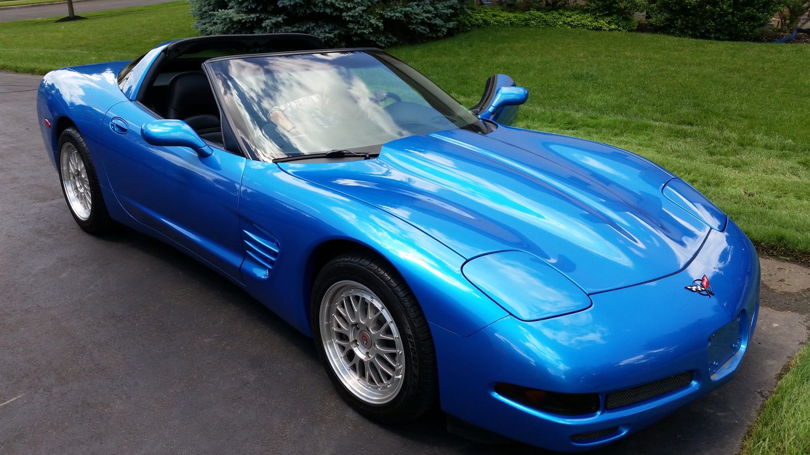 Nassau Blue 1998 Chevrolet Corvette Coupe