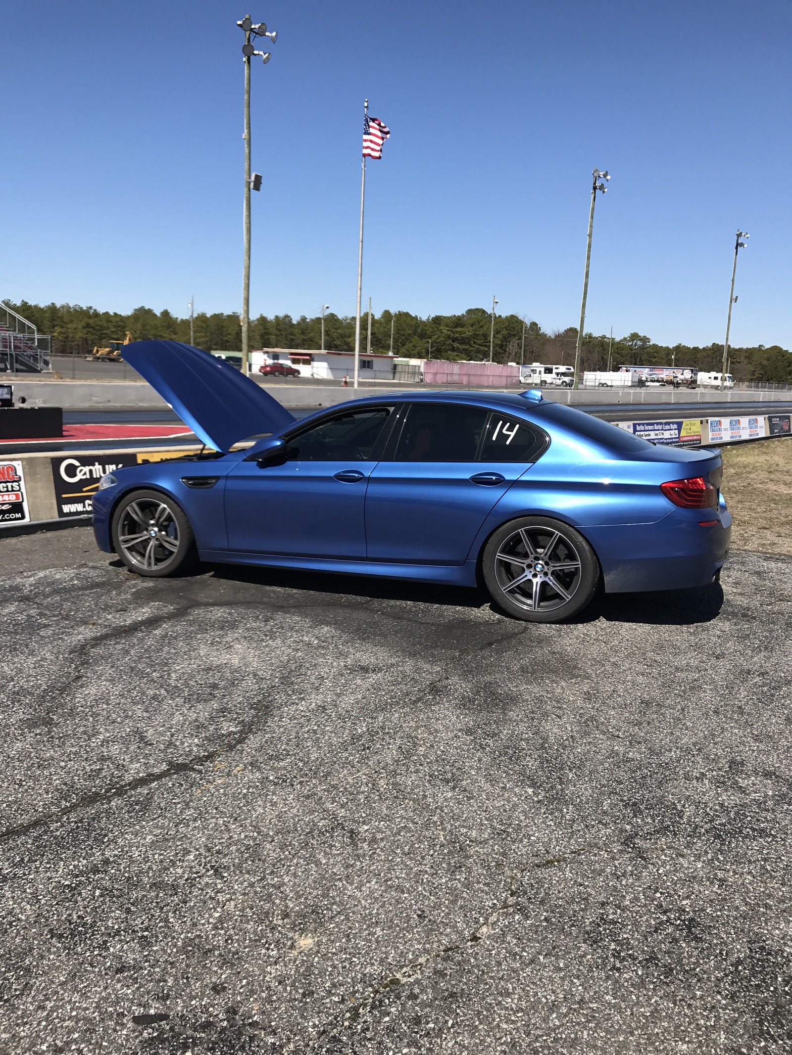 Blue 2014 BMW M5 