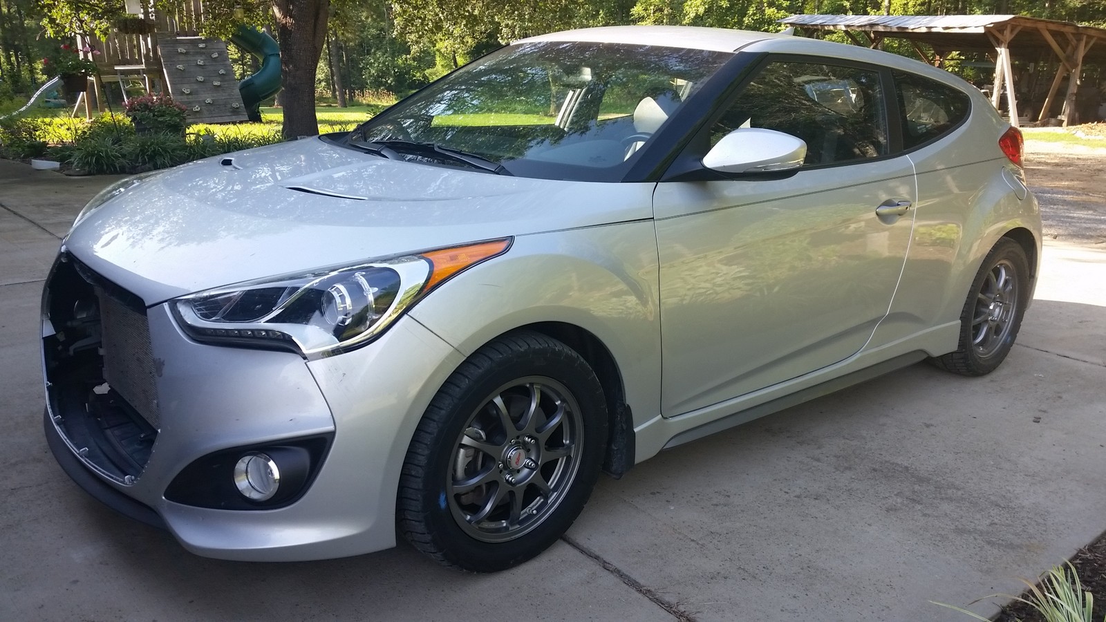 2015 Ironman silver Hyundai Veloster Base Turbo picture, mods, upgrades