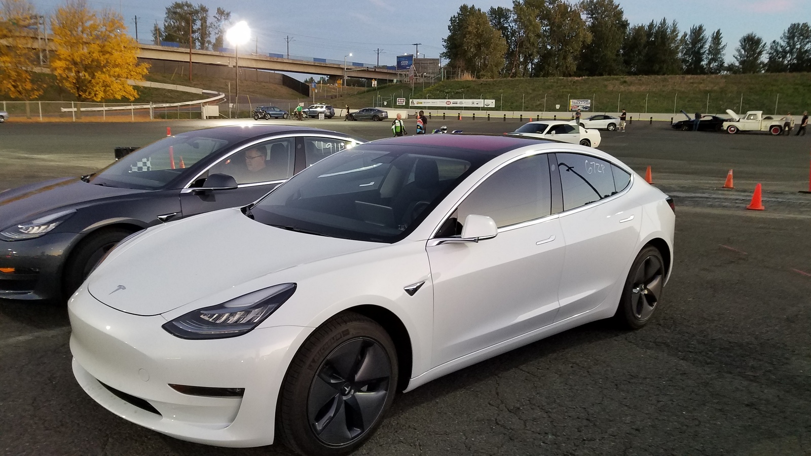 Stock 2018 Tesla Model 3 RWD Long Range 1/4 mile trap speeds 060