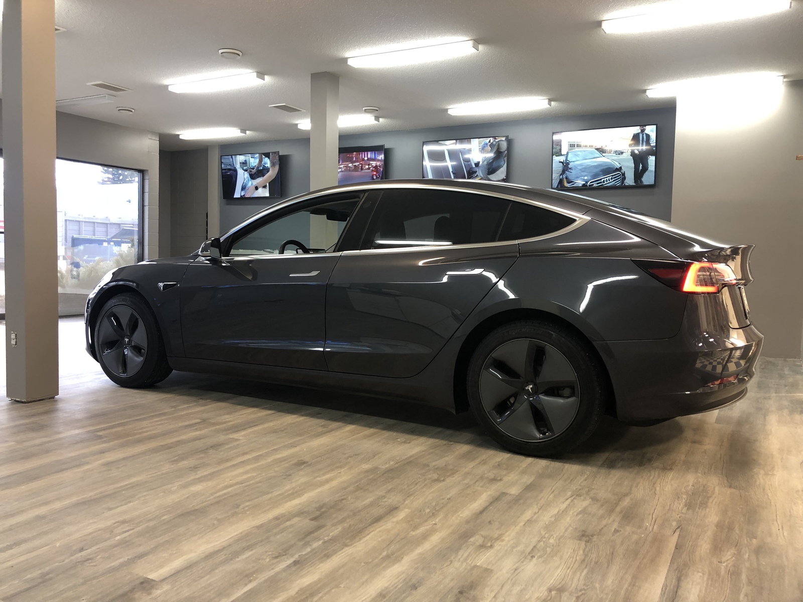 2018 Midnight Silver Metallic  Tesla Model 3 Long Range Dual Motor picture, mods, upgrades