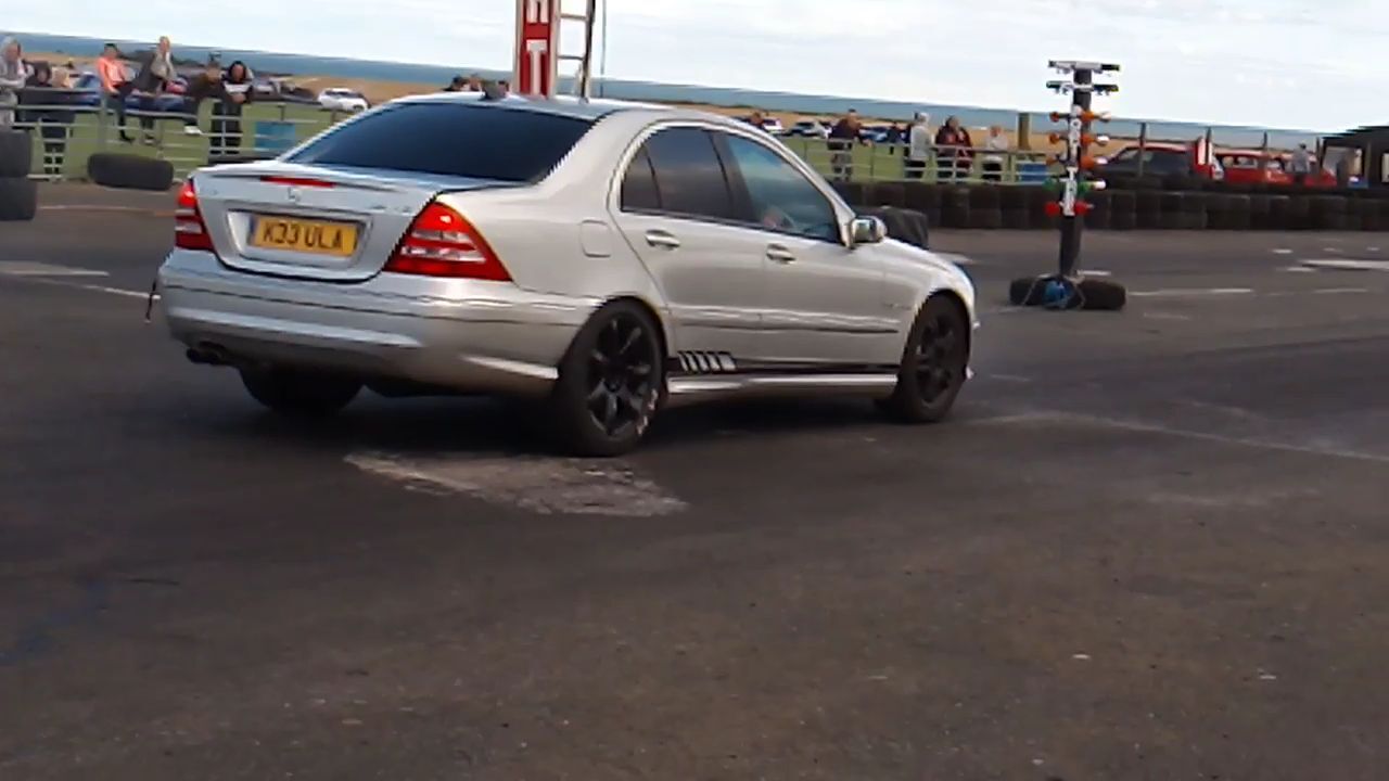 2002 Silver  Mercedes-Benz C32 AMG Saloon  picture, mods, upgrades