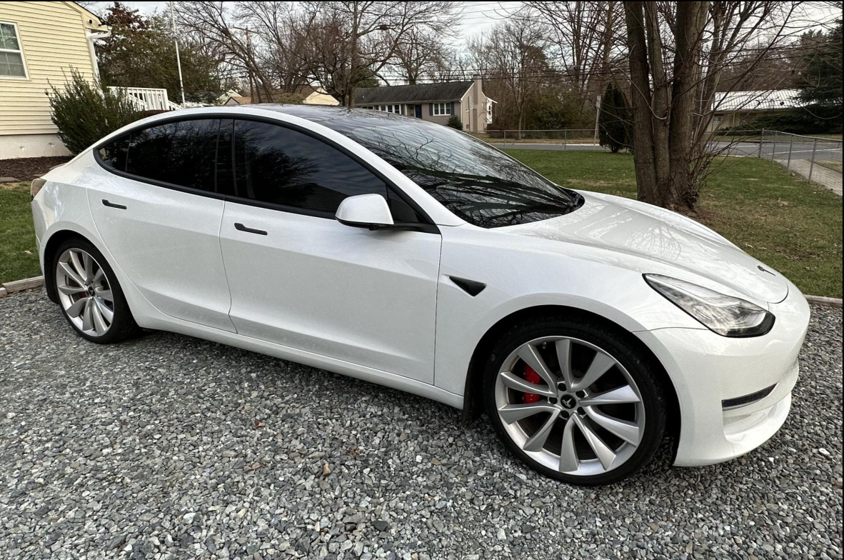2019 whtei Tesla Model 3  picture, mods, upgrades
