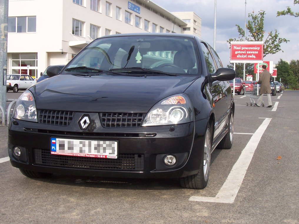 2002  Renault Clio 2.0 Sport phII picture, mods, upgrades