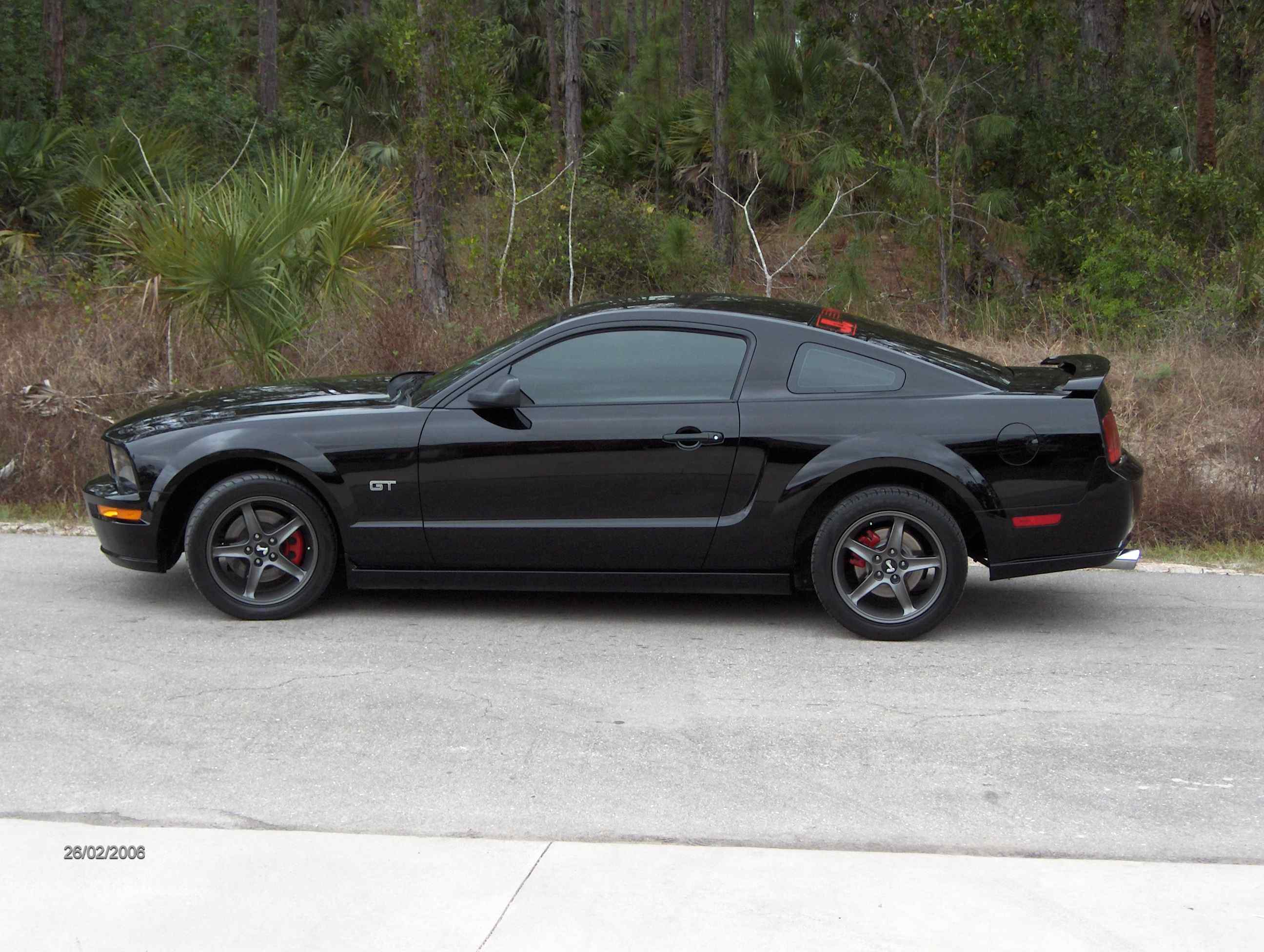 2005 Ford mustang gt 0-60 #4