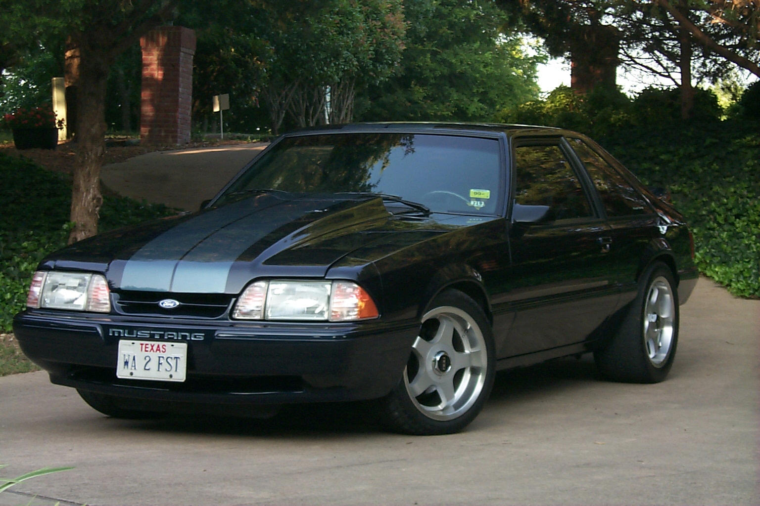  1990 Ford Mustang 