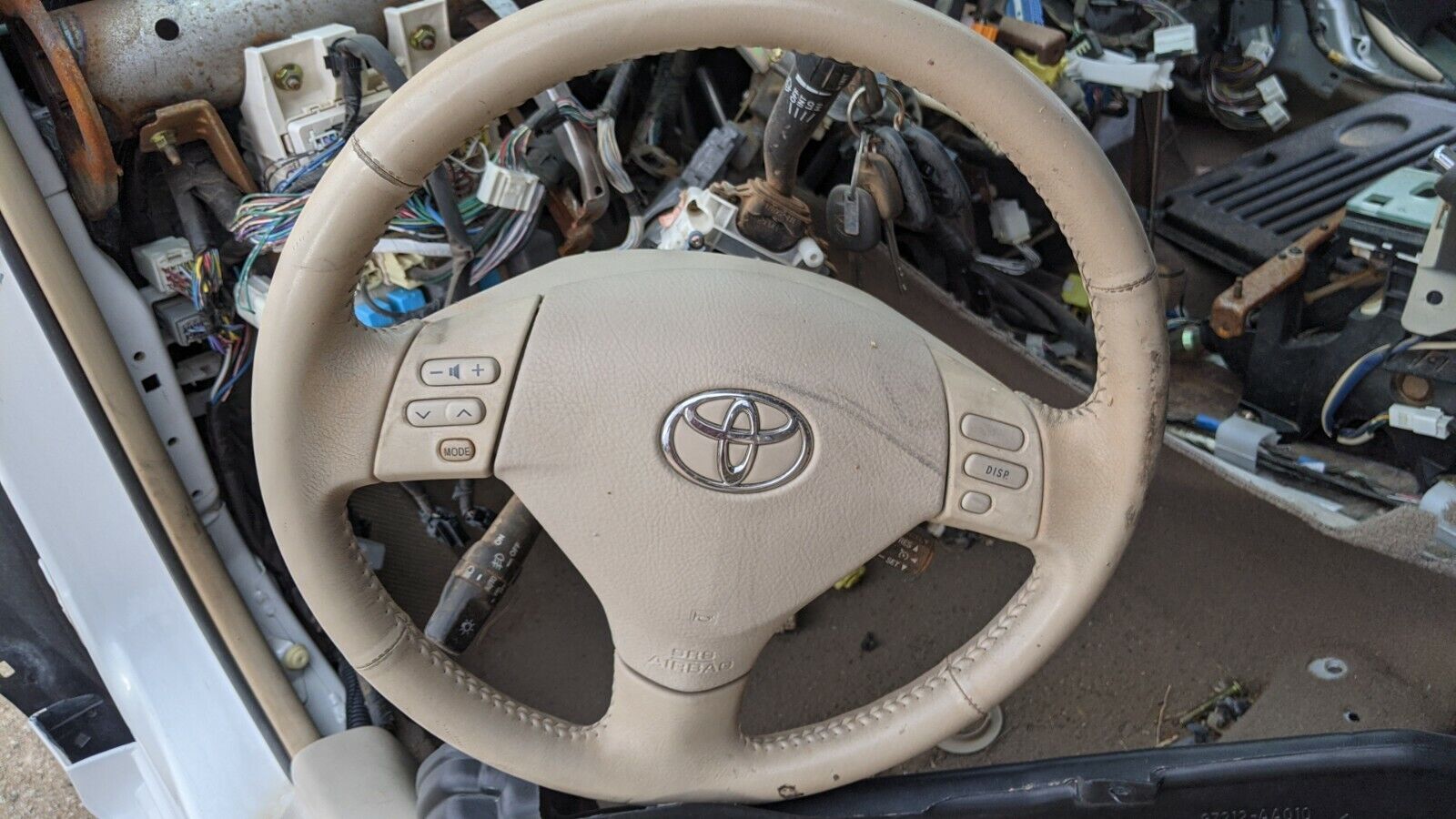  2004 2005 2006 TOYOTA SOLARA Driver Steering Wheel WITH AIRB