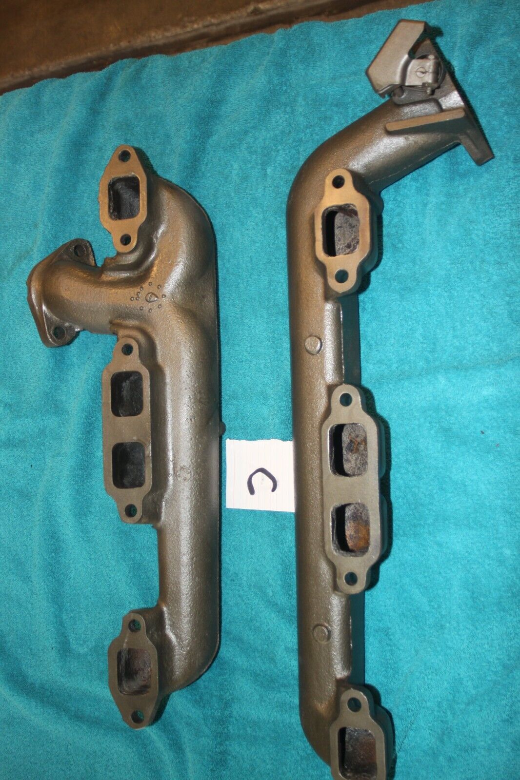 68 69 1970 1973 Plymouth Dodge 383 400 440 EXHAUST MANIFOLDS 2532464 220362 OEM