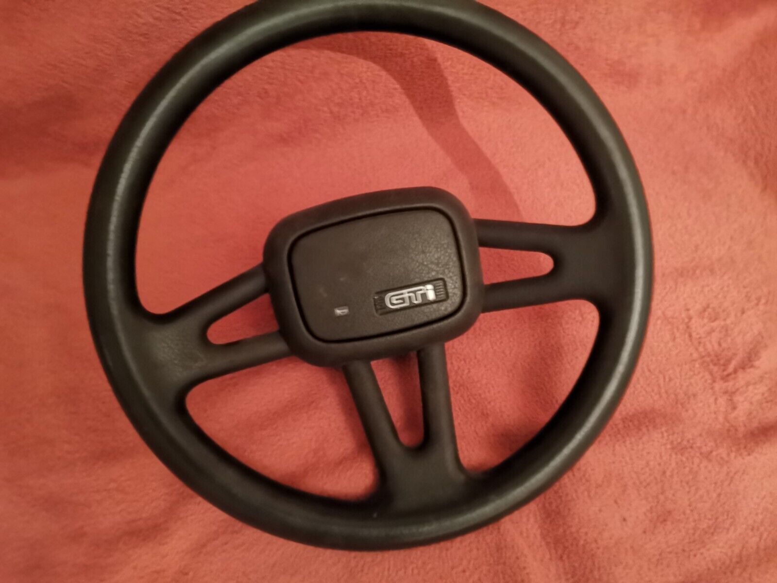 Suzuki Swift GTi steering wheel