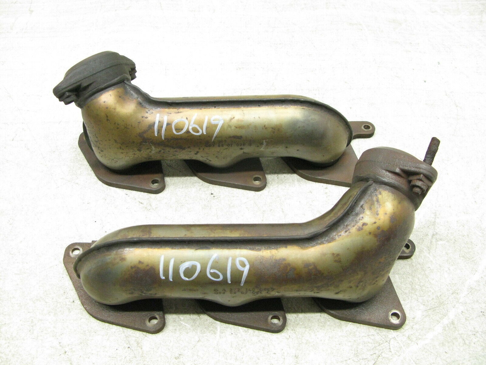 07-11 MERCEDES W251 R350 ML350 LEFT RIGHT EXHAUST MANIFOLD HEADERS 110619
