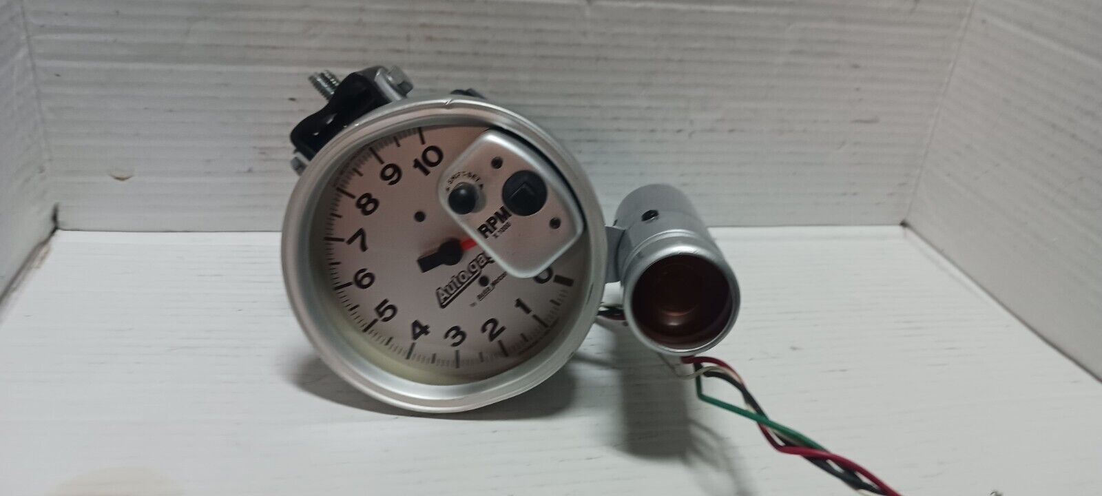 Autogage Auto Meter Monster Shift-lite Tachometer
