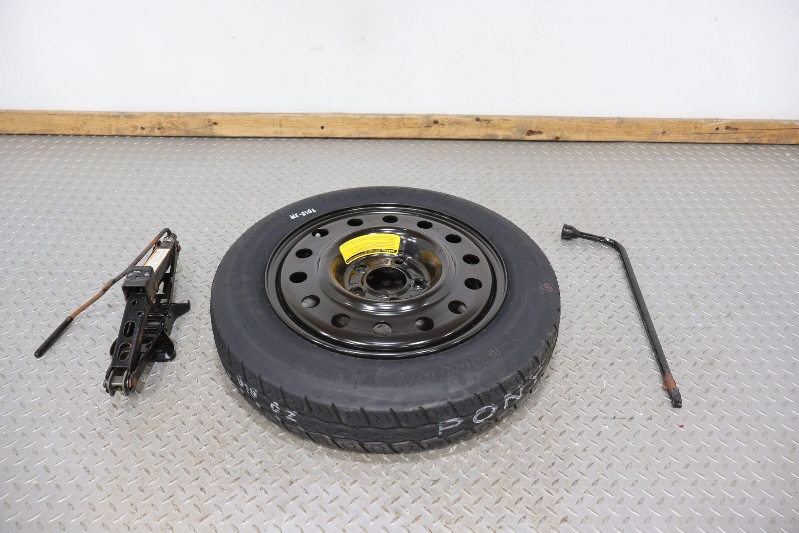 99-04 Ford Mustang Convertible Compact Spare Tire W/ Tire Iron & Scissor Jack