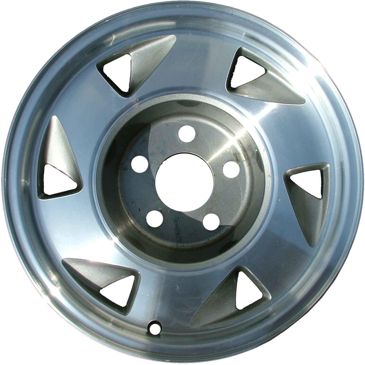 05043 Reconditioned OEM Aluminum Wheel 15x7 fits 1994-1999 GMC Sonoma