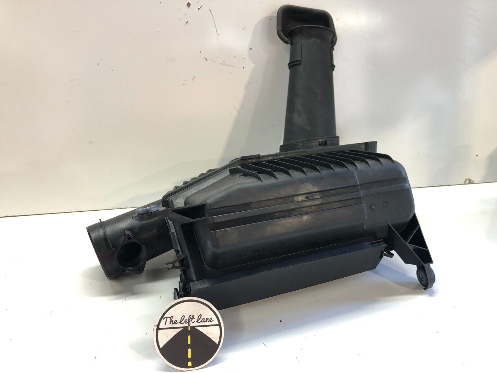 1999-2004 Porsche Boxster 996 986 Air Intake Cleaner Assembly Box