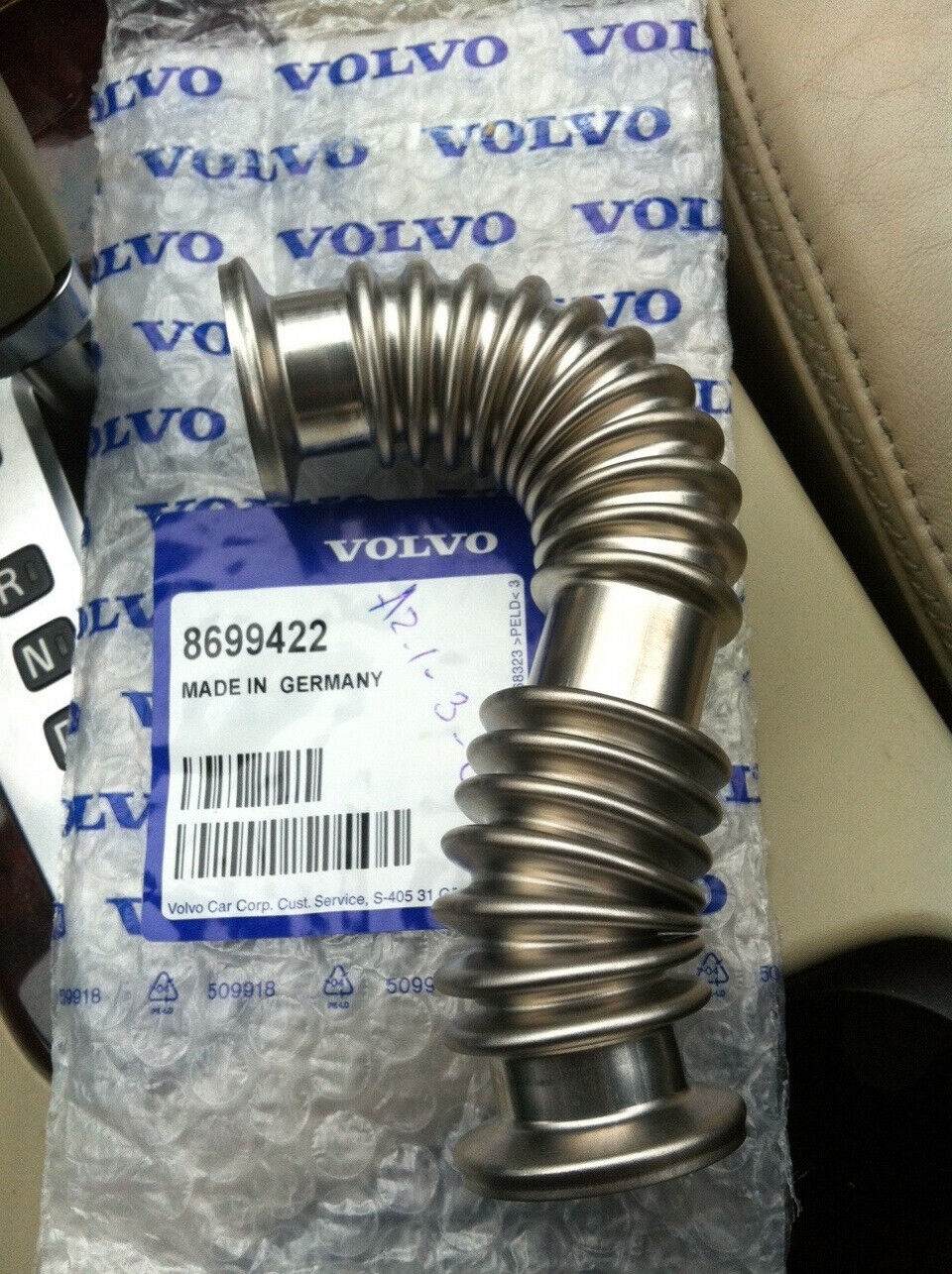 8699422 Volvo C30 S40 V50 S60 S80 V70 XC60 XC70 XC90 Exhaust pipe EGR Valve