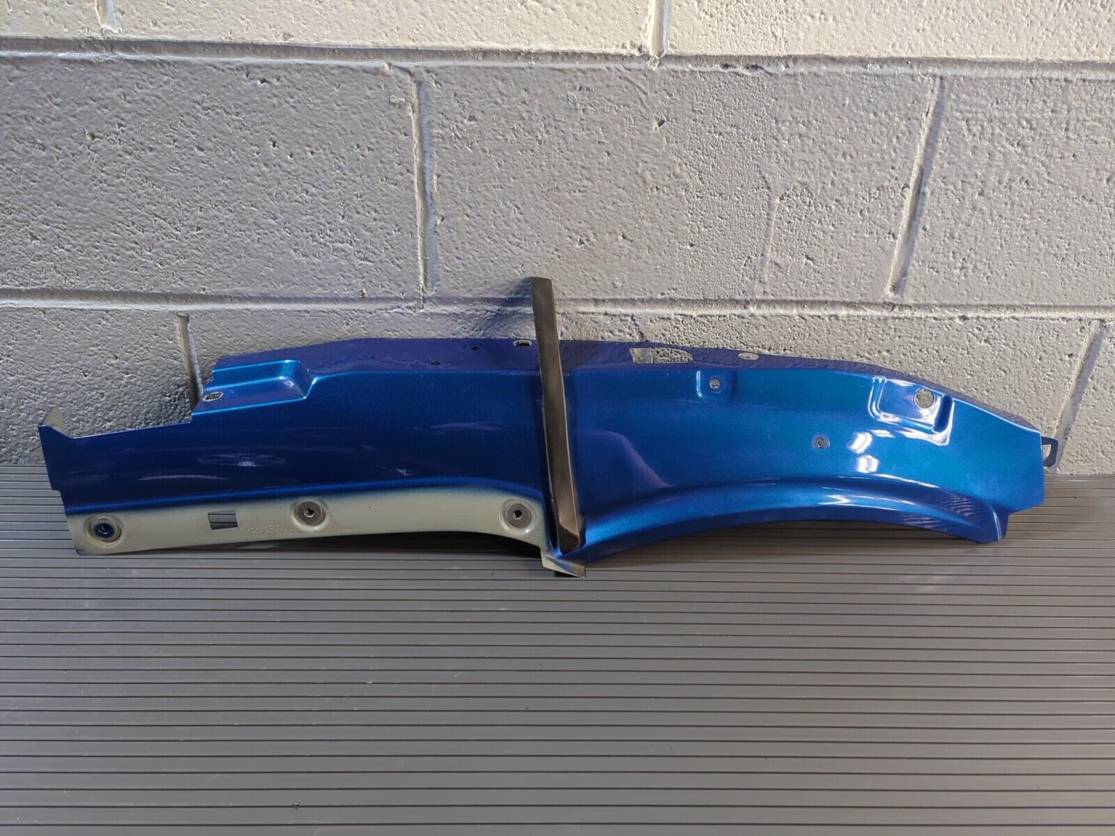 🚘 2015 - 2022 Porsche Macan Front RIGHT Fender Upper Sapphire Blue OEM *NOTE 🔩