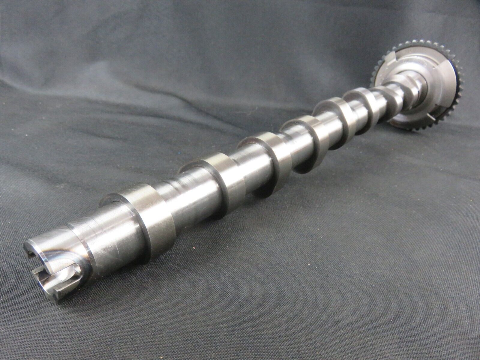Mercedes C300  Engine M264 Camshaft Exhaust RWD 19 20 A2640501000 5,700 Miles