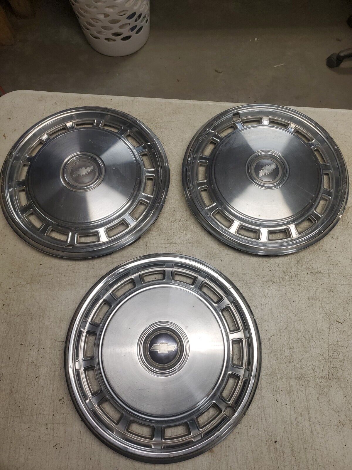 1975 76 77 78 79 1980 Chevrolet Chevy Monza Hubcaps Wheel Covers 13\