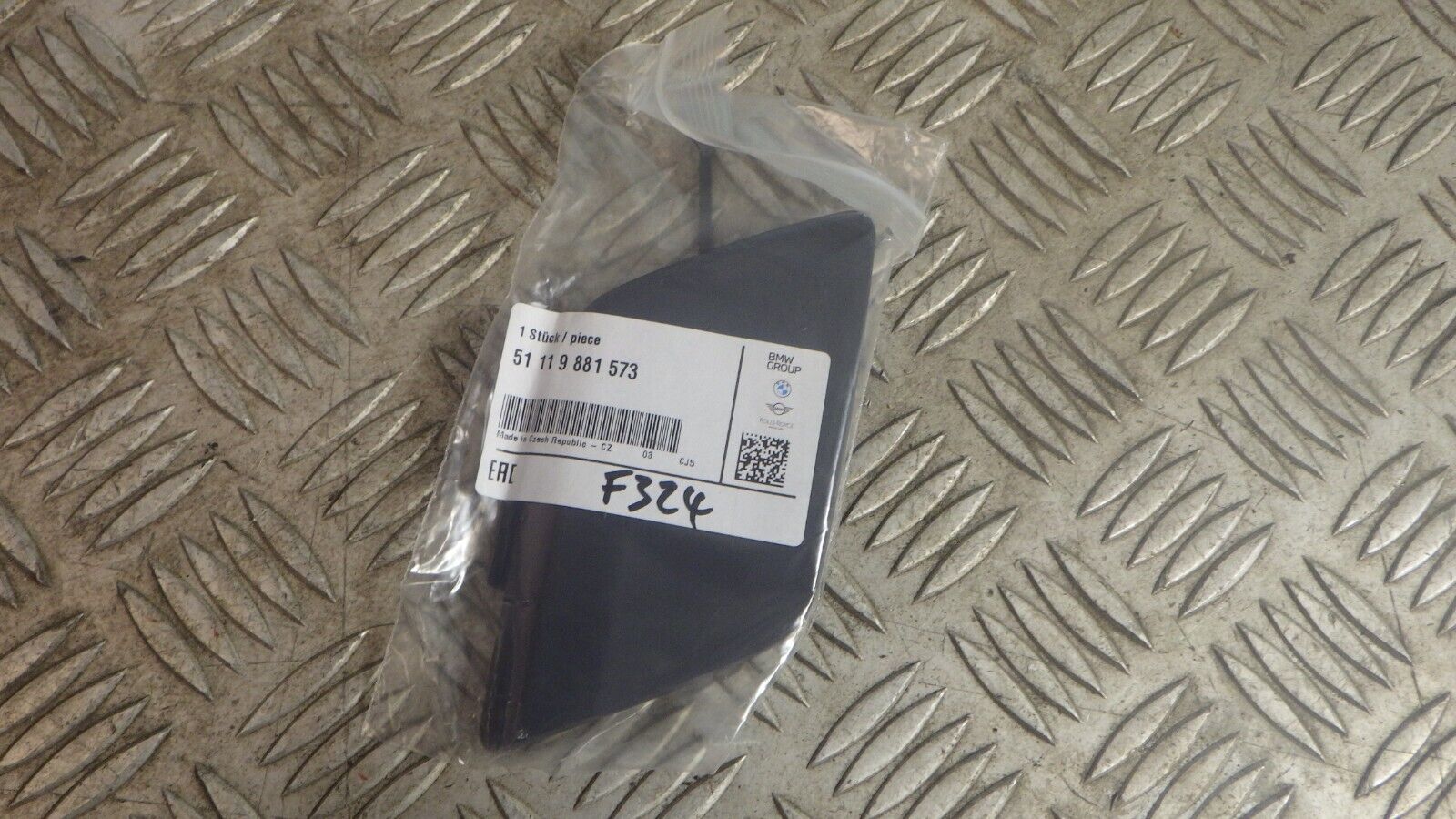 BMW F40 tow eye cover front M Sport 1 series genuine new 9881573