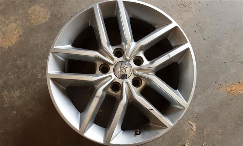 Wheel 18x8 Aluminum Painted Satin Silver Fits 17-18 GRAND CHEROKEE 362152
