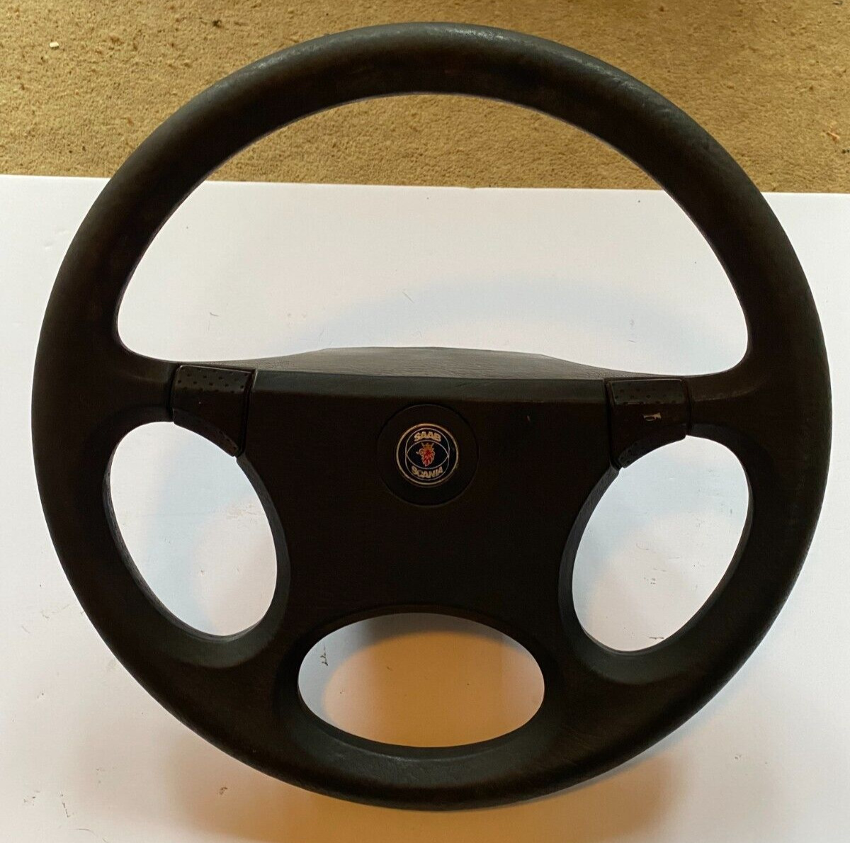 Steering Wheel. Saab 900 & 9000 4-spoke