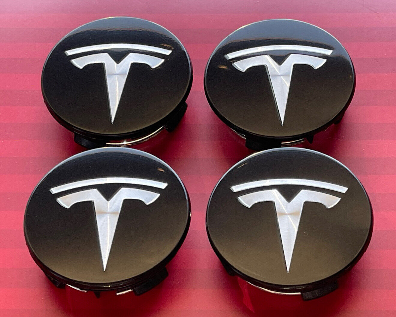 A SET OF 4 TESLA MODEL S Y 3 X Wheel Center Caps. 100% brand new FITS ALL MODEL.