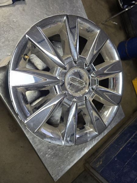 Wheel 17x7-1/2 9 Spoke Chrome Clad Fits 10-12 MKZ 594727