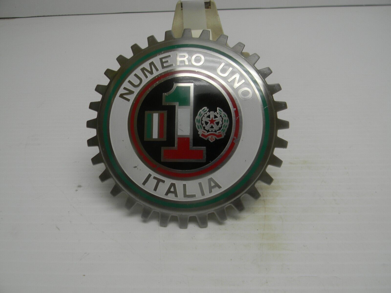 Numero Uno Italia Grille Badge by Cal Custom Grill