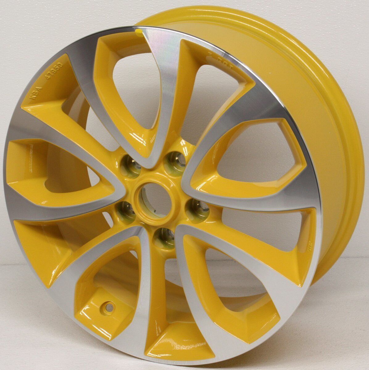 OEM Nissan Juke 17 inch Wheel Yellow 999W1-63YA2