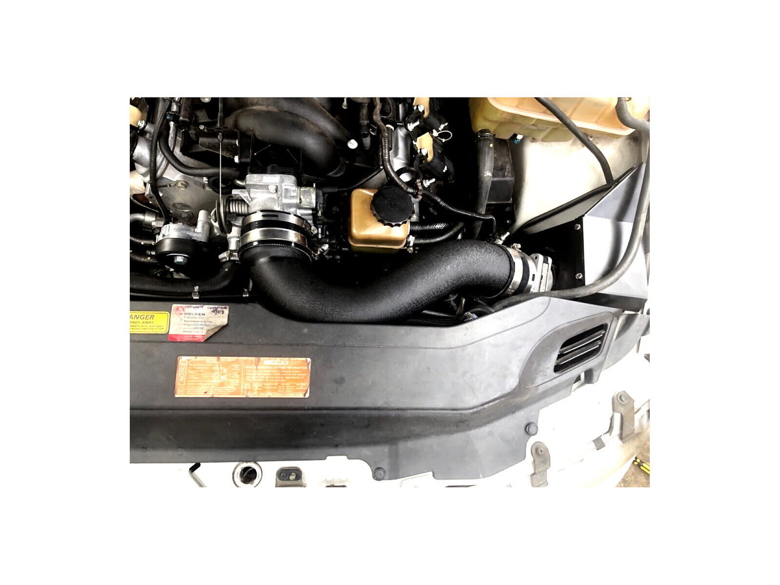 Cold Air Intake & Shroud Kit for Holden VT VU VX VY WH WK Statesman Black GEN3
