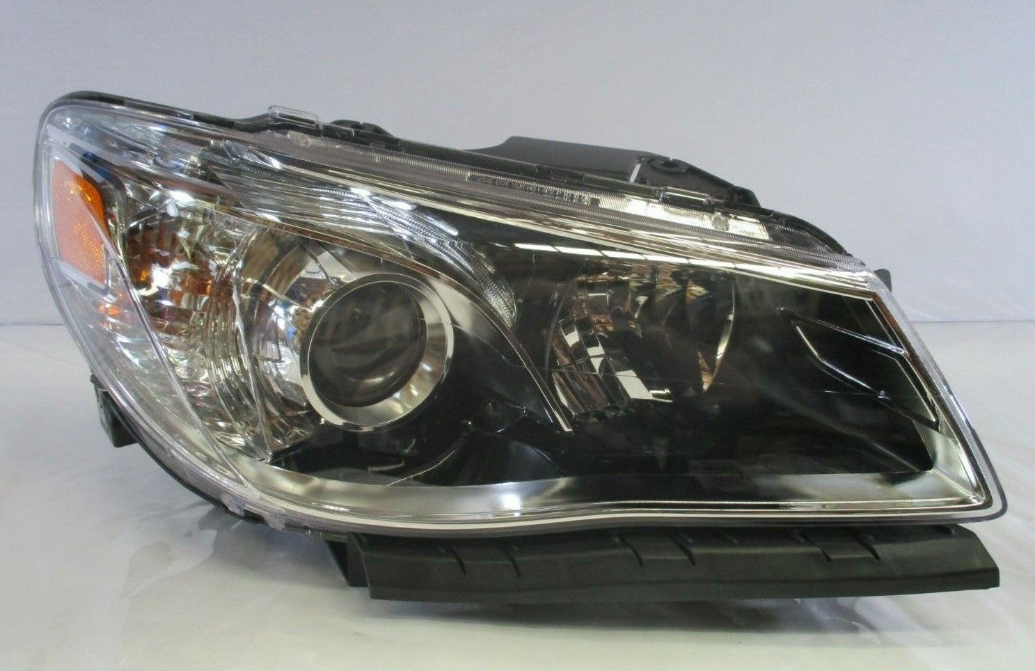 CHEVROLET SS HID HEADLIGHT ASSEMBLY RHS 2014 - 2017 GENUINE # 92275162 92285811