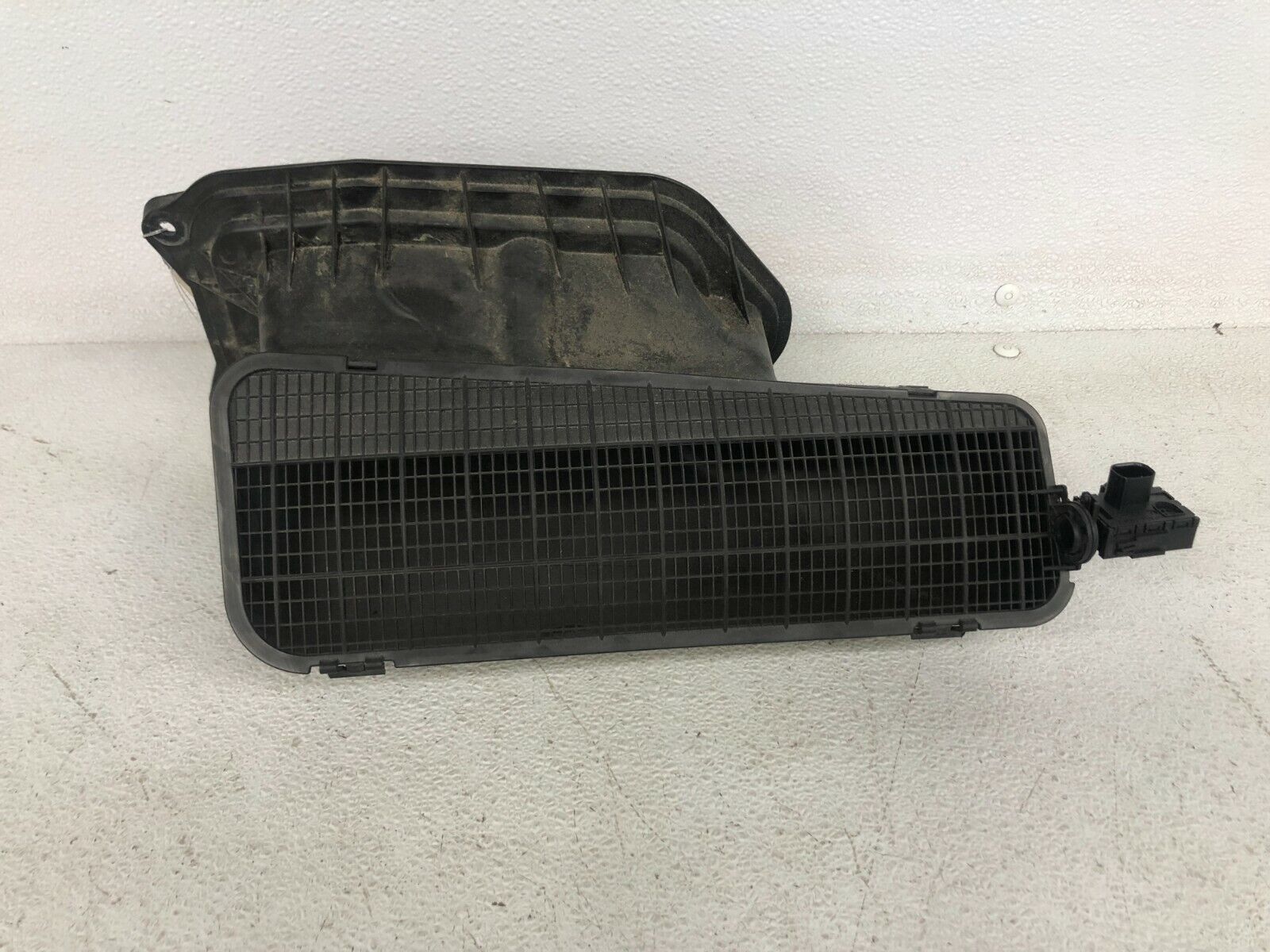 ⭐2012-2018 AUDI A6 S6 ENGINE AIR INTAKE FILTER CLEANER BOX HOUSING OEM LOT2259