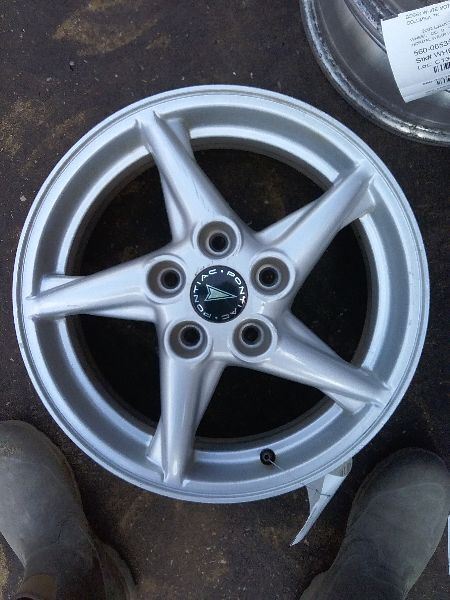 Wheel 16x6-1/2 Aluminum 5 Off-set Spokes Fits 99-03 GRAND PRIX 62951
