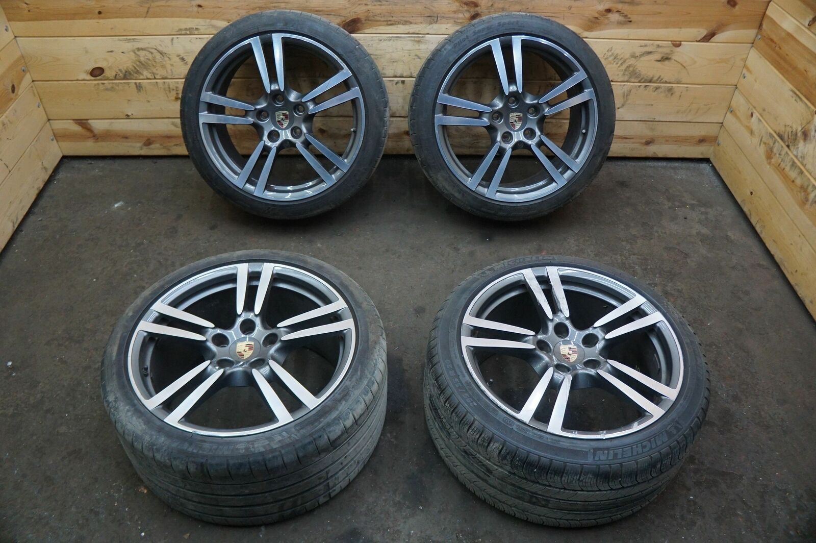 Set Wheel Rim Tire 20x9.5 ET65 20x11 ET68 OEM Panamera 10-16; 911 Turbo 2 *Rash