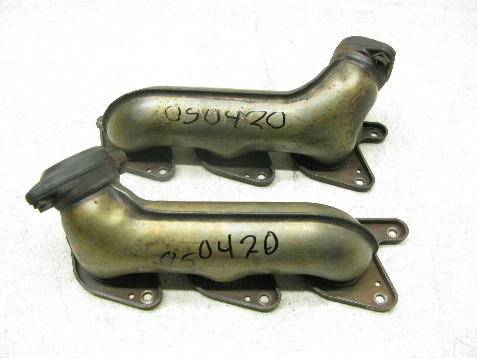 07-11 MERCEDES W251 R350 ML350 LEFT RIGHT EXHAUST MANIFOLD HEADERS 050420