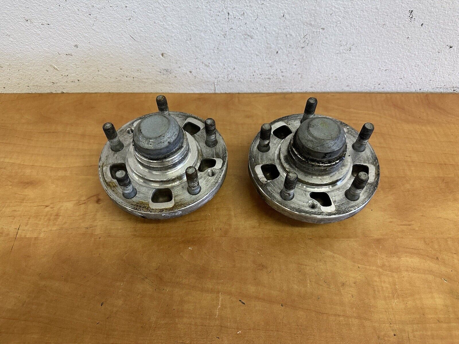 86-91 Mazda RX7 FC OEM Front 5 Lug Wheel Hubs PAIR Left & Right RX-7