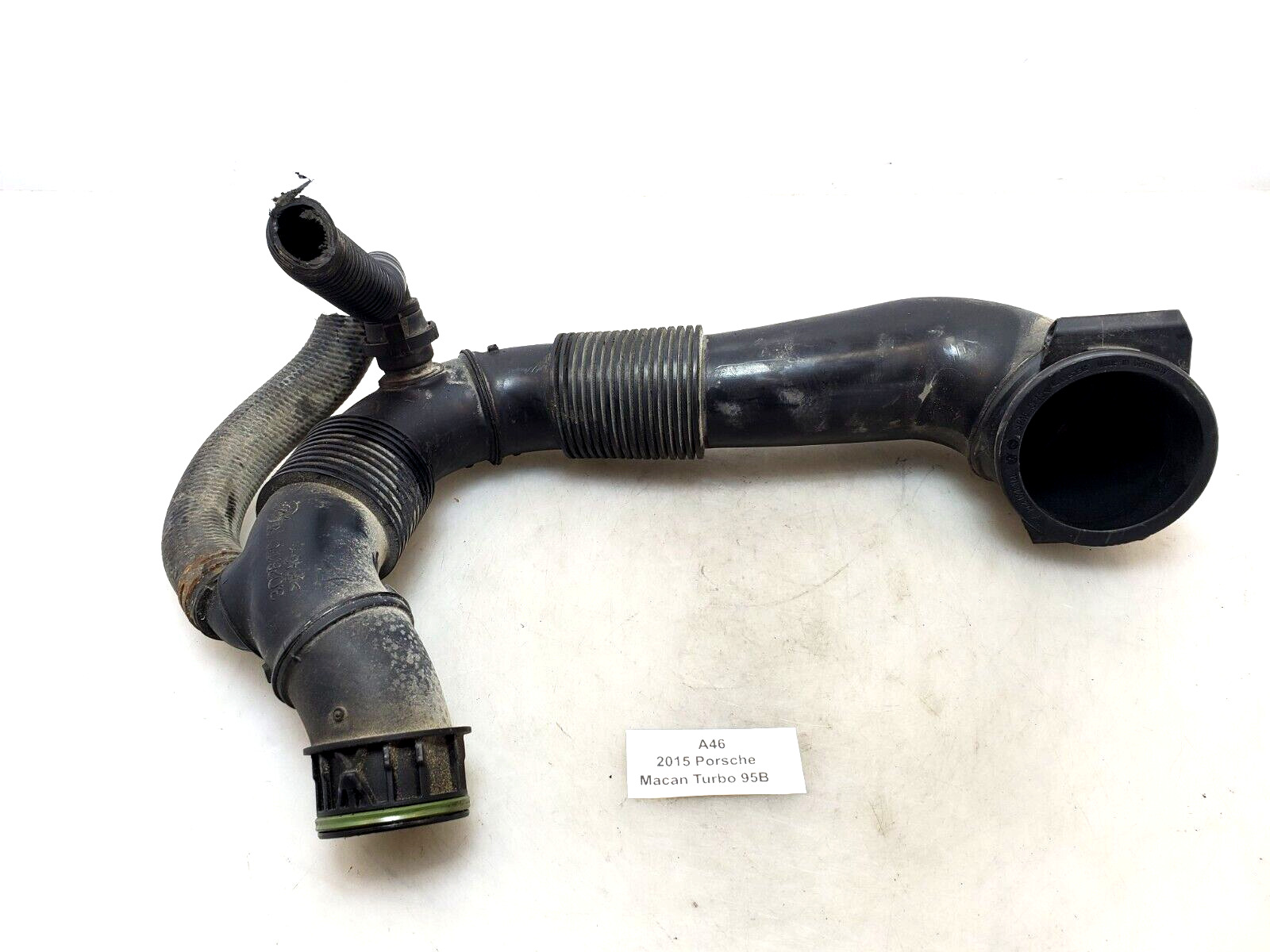 ✅ 15-18 OEM Porsche Macan Turbo 95B 3.6L Front Right Air Duct Intake Hose Pipe